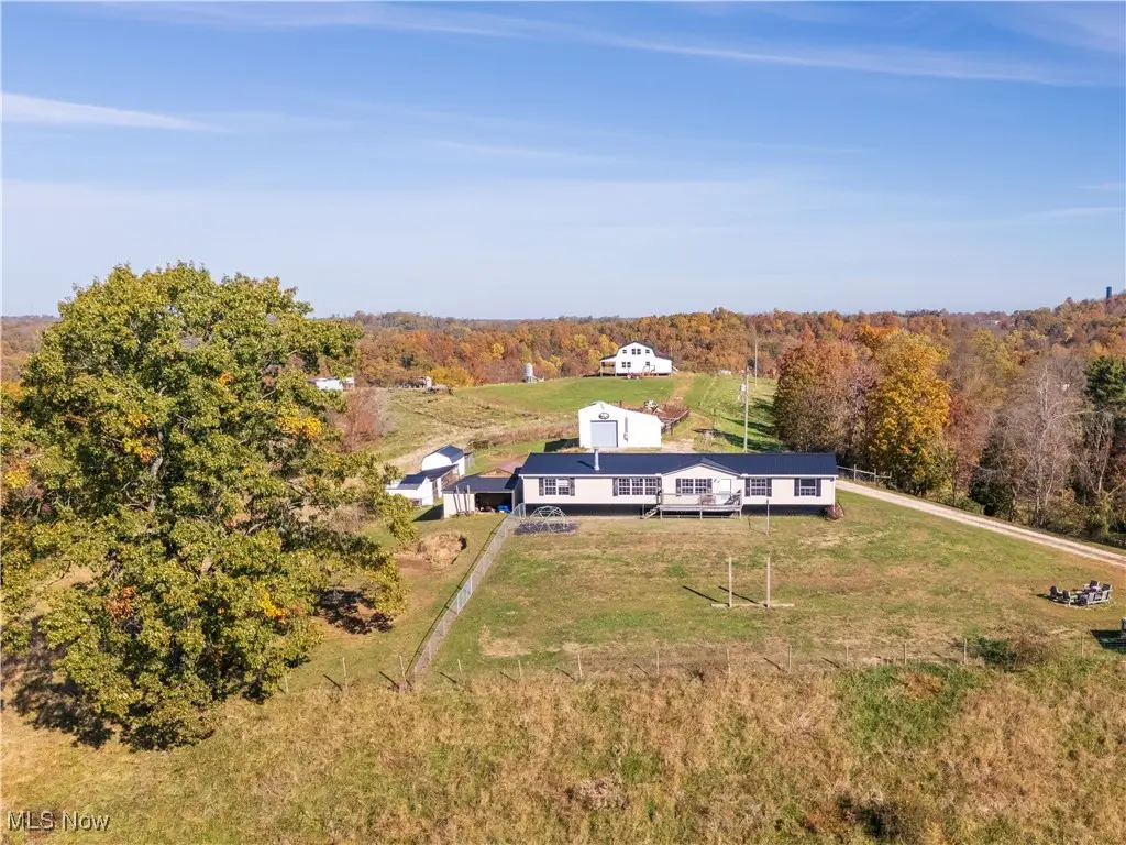 540 Wine Road, Elizabeth, WV 26143 - Image #1