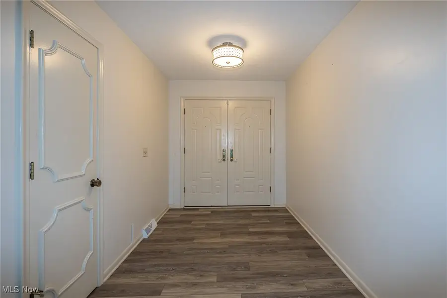 905 Red Hill Drive, Lorain, OH 44052 - Image #3