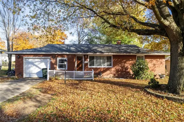 94 Pinewood Street, Rittman, OH 44270