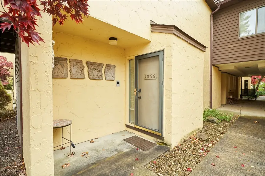 1066 Hampton Ridge Drive, Akron, OH 44313 - Image #2