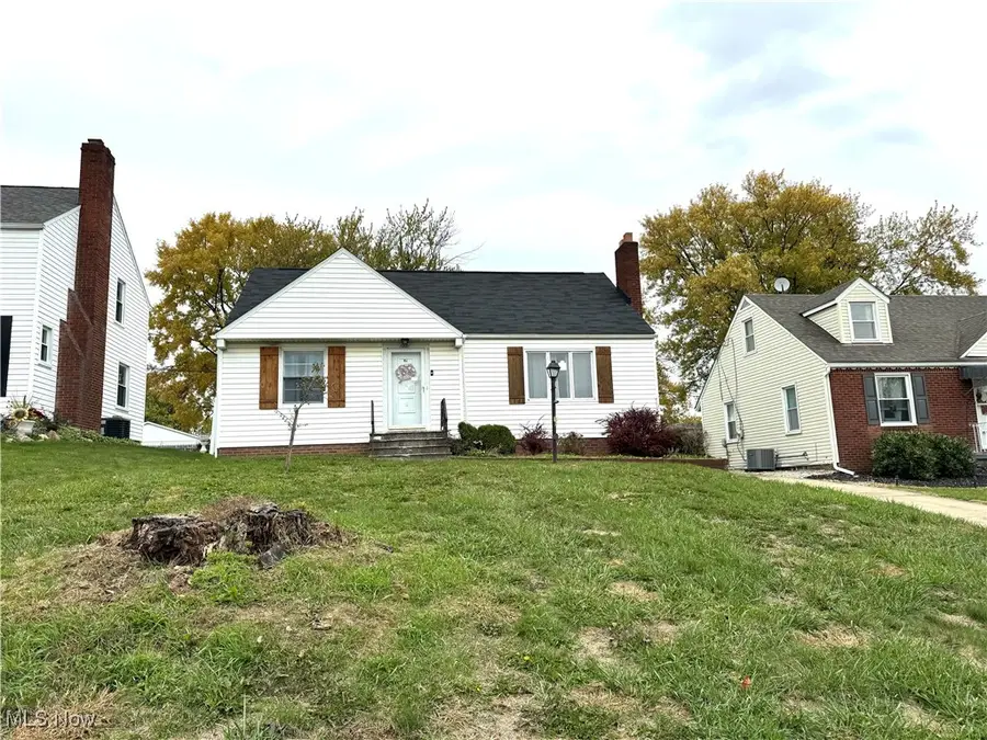 1221 Spangler Ne Road, Canton, OH 44714 - Image #3