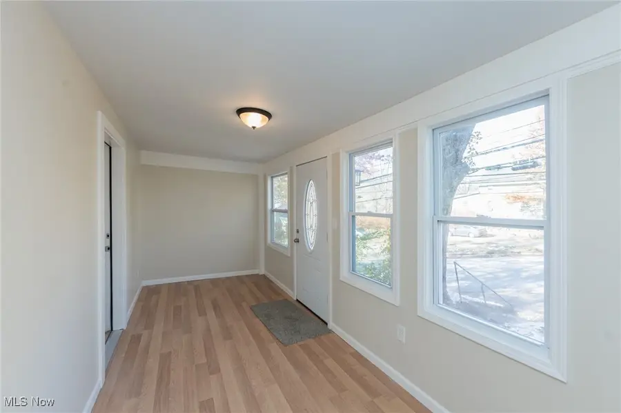 1184 Niagara Avenue, Akron, OH 44305 - Image #2