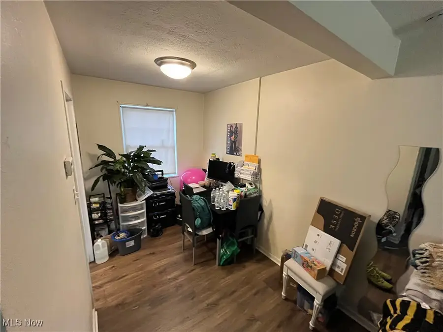 22751 Fox Avenue, Euclid, OH 44123 - Image #3