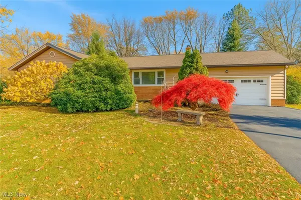 211 Square Drive, Madison, OH 44057