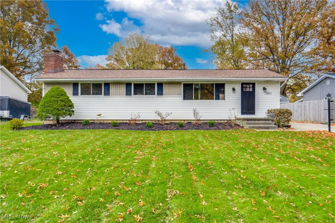 3901 Moreland Avenue, Stow, OH 44224 - Image #1