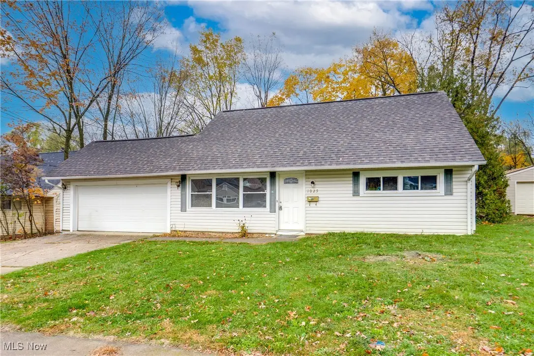 1025 41st Nw Street, Canton, OH 44709 - Image #1