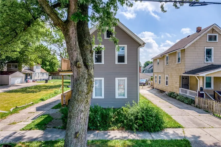 3187 W 44th Street, Cleveland, OH 44109 - Image #2