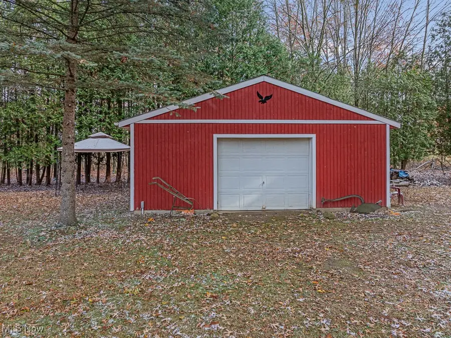 11676 Lair Ne Road, Alliance, OH 44601 - Image #2