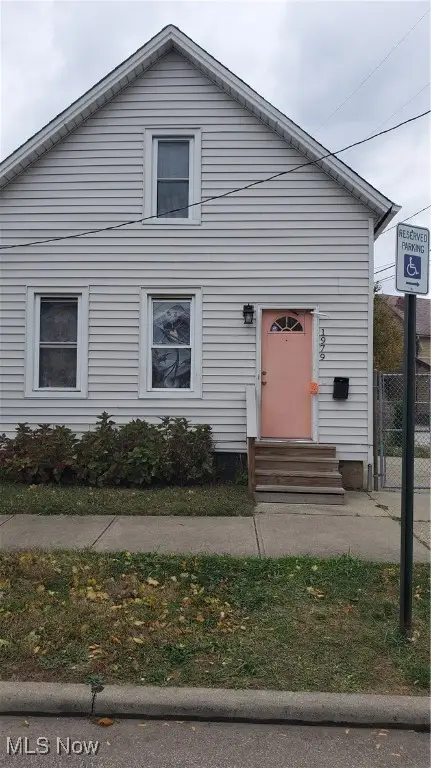1979 W 54th Street, Cleveland, OH 44102