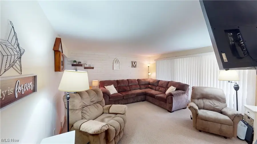 839 Edenridge Drive, Youngstown, OH 44512 - Image #2