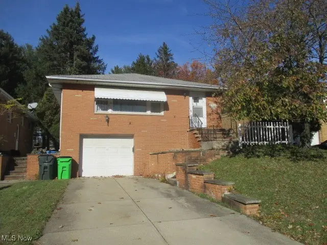10713 Mountview Avenue, Garfield Heights, OH 44125 - Image #1