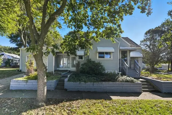 1825 9th Sw Street, Akron, OH 44314