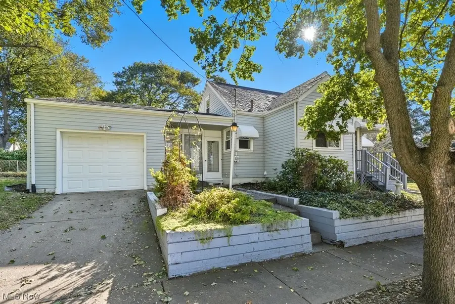 1825 9th Sw Street, Akron, OH 44314 - Image #2