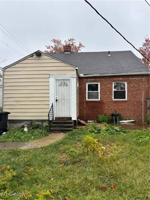 16706 Palda Drive, Cleveland, OH 44128 - Image #2