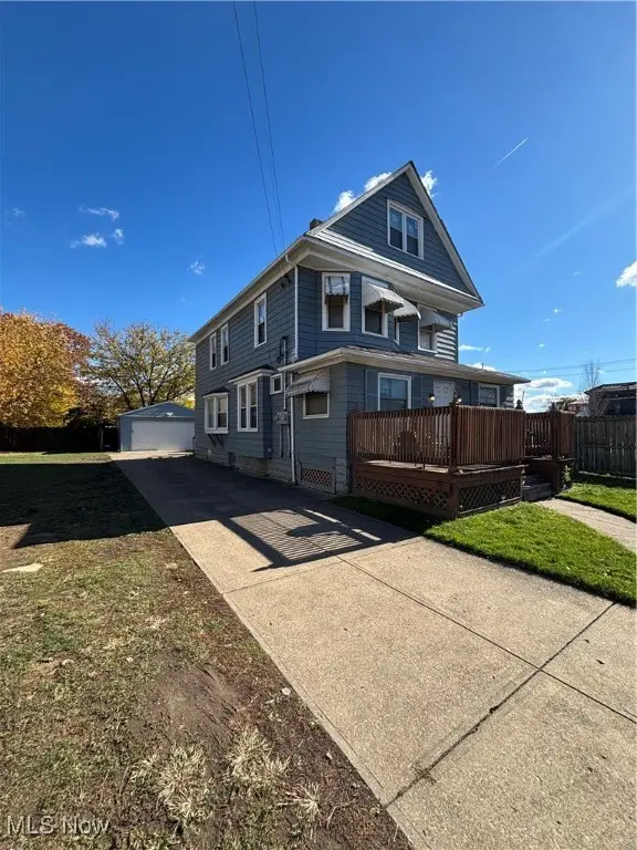 4017 E 54th Street, Newburgh Heights, OH 44105 - Image #3