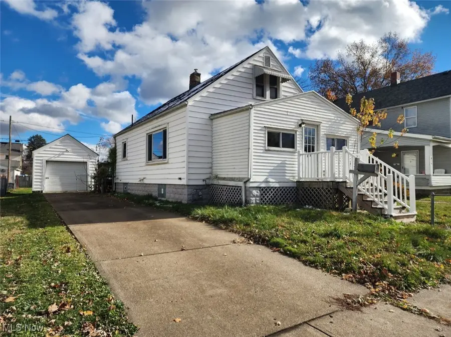 808 8th Sw Street, Massillon, OH 44647 - Image #2