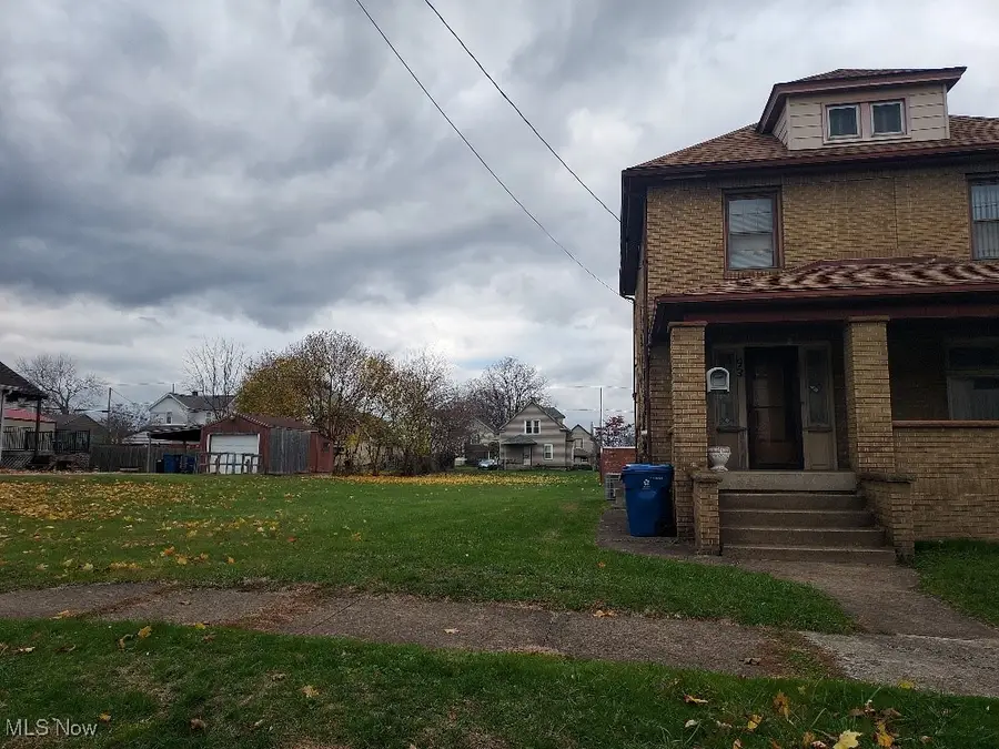 93 Morrison Street, Struthers, OH 44471 - Image #2