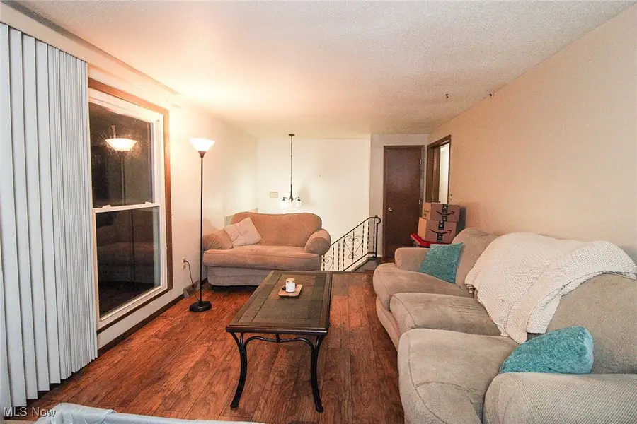 6333 Warren Sharon Road, Brookfield, OH 44403 - Image #3