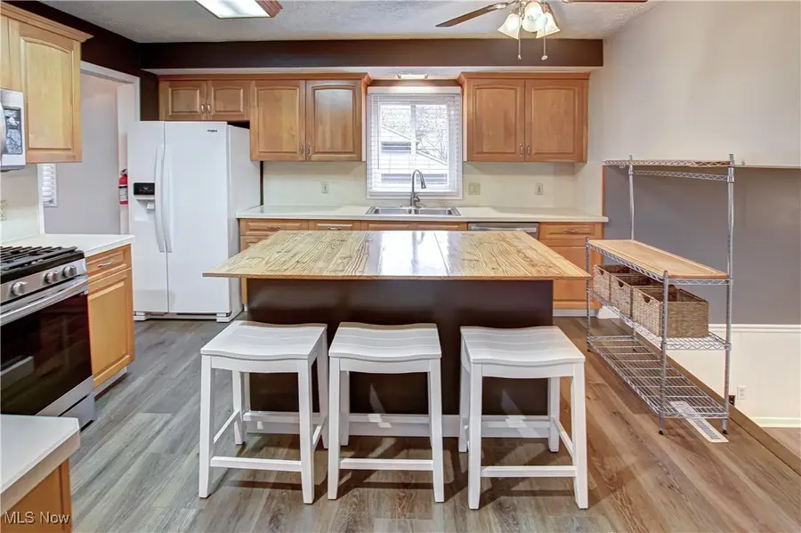 1184 Mayfair Drive, Seven Hills, OH 44131 - Image #2