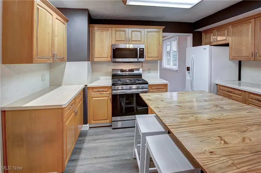 1184 Mayfair Drive, Seven Hills, OH 44131 - Image #3