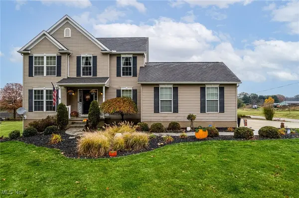 13014 Duquette Ne Avenue, Hartville, OH 44632