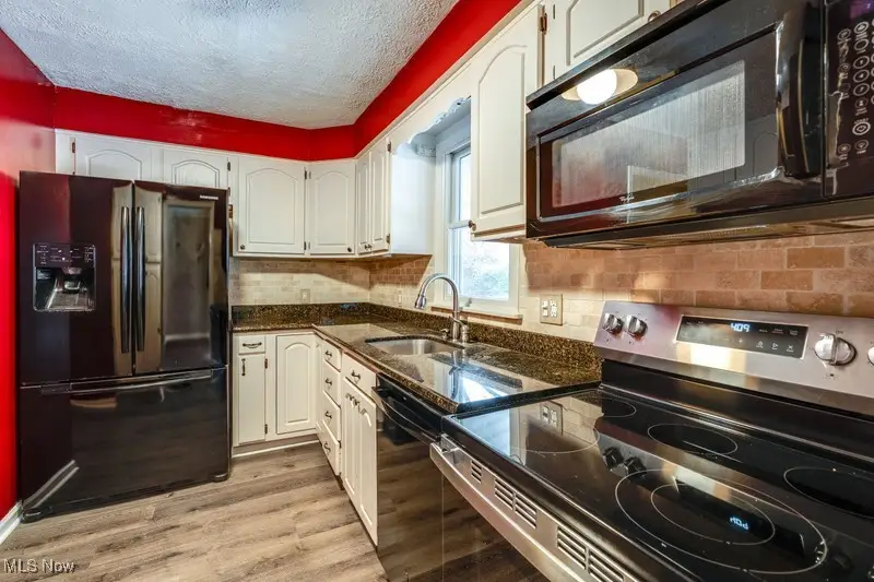 2411 16th Street, Cuyahoga Falls, OH 44223 - Image #2