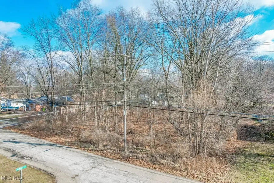 000 Klinger Avenue, Alliance, OH 44601 - Image #3