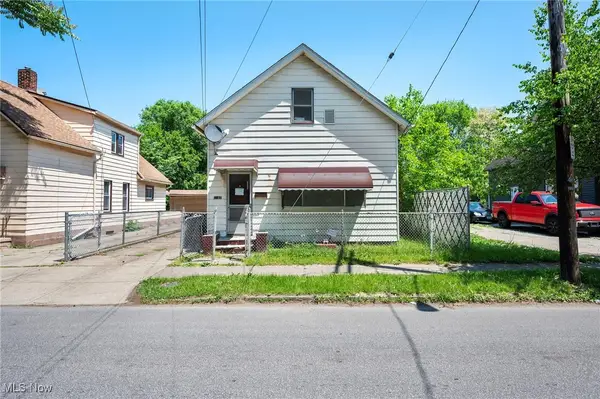 3187 W 32nd Street, Cleveland, OH 44109