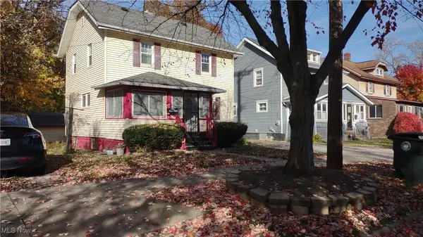 961 Lawton Street, Akron, OH 44320