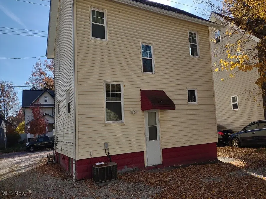 961 Lawton Street, Akron, OH 44320 - Image #2