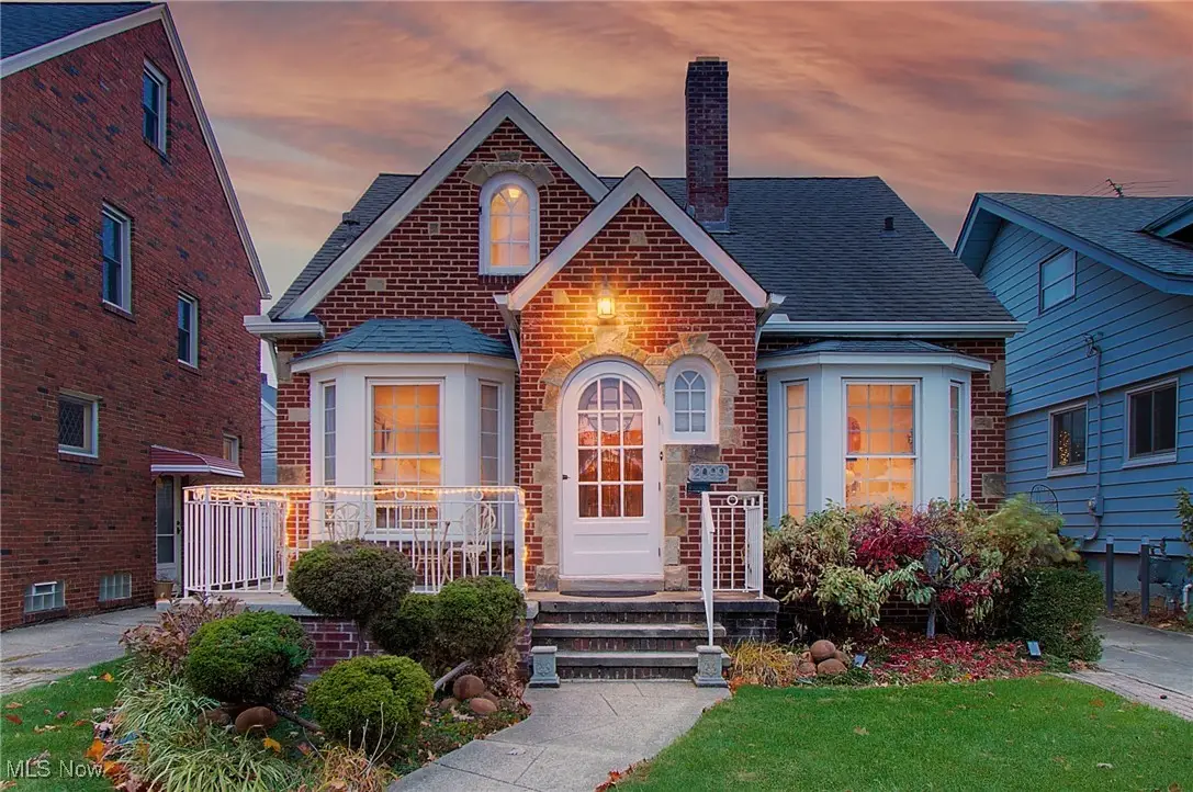 2099 Olive Avenue, Lakewood, OH 44107 - Image #1