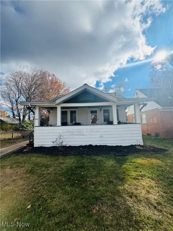 800 Viewpoint Avenue, Cuyahoga Falls, OH 44221 - Image #1