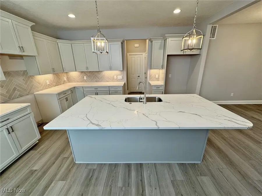 32080 Tuscan Lane #M-2, Avon Lake, OH 44012 - Image #2