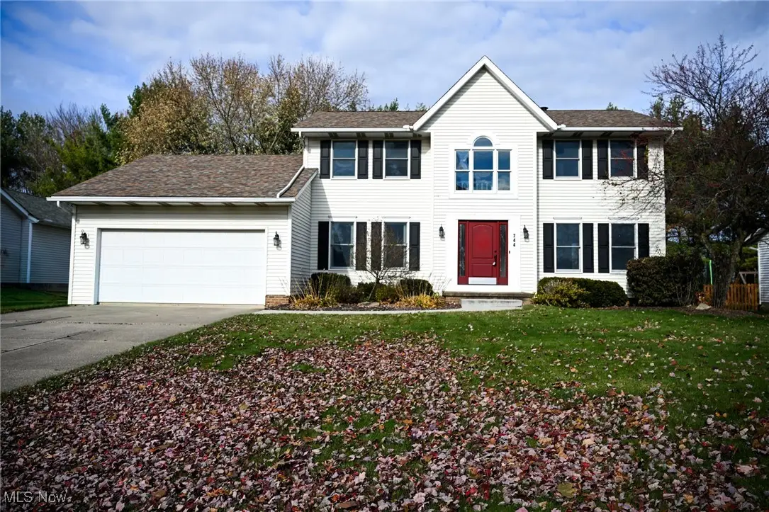 744 Lawrence Drive, Wadsworth, OH 44281 - Image #1