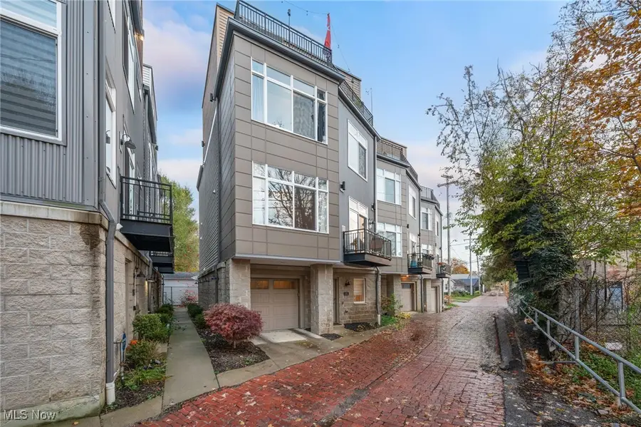 4191 Lorain Court, Cleveland, OH 44113 - Image #3