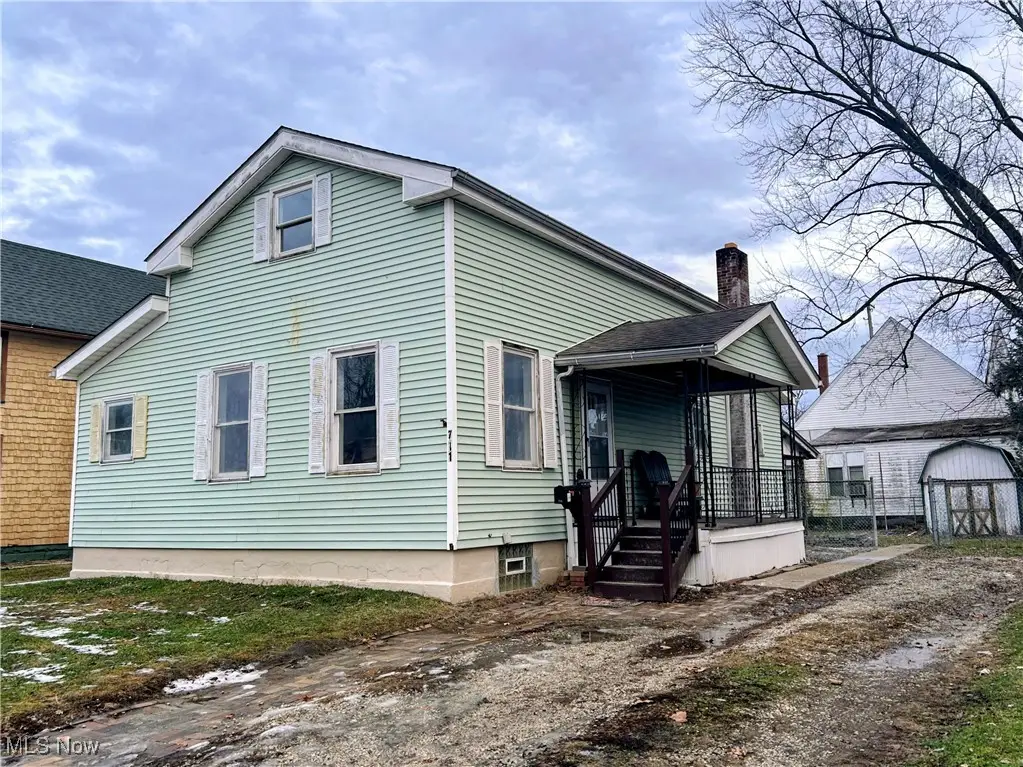 711 North Ne Avenue, Massillon, OH 44646 - Image #1