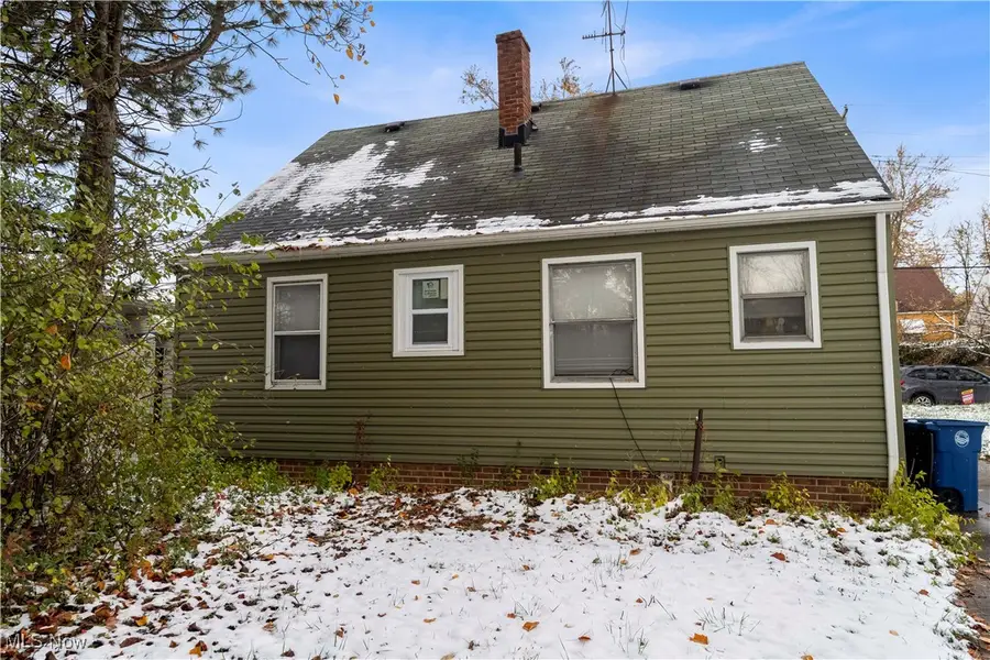 16704 Meadowvale Avenue, Cleveland, OH 44128 - Image #3