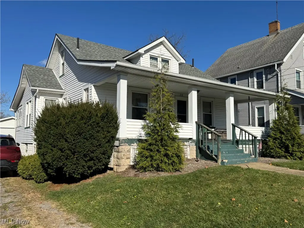 216 E Prospect Street, Girard, OH 44420 - Image #1