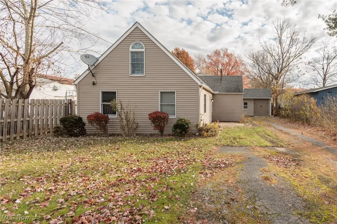 9855 Dupont Drive, Columbia Station, OH 44028 - Image #1