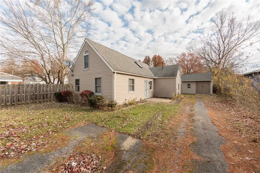 9855 Dupont Drive, Columbia Station, OH 44028 - Image #3