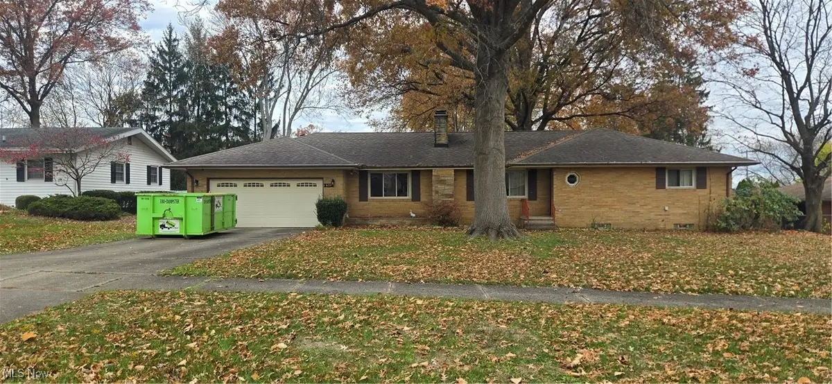 639 N Azalea Boulevard, Barberton, OH 44203 - Image #1