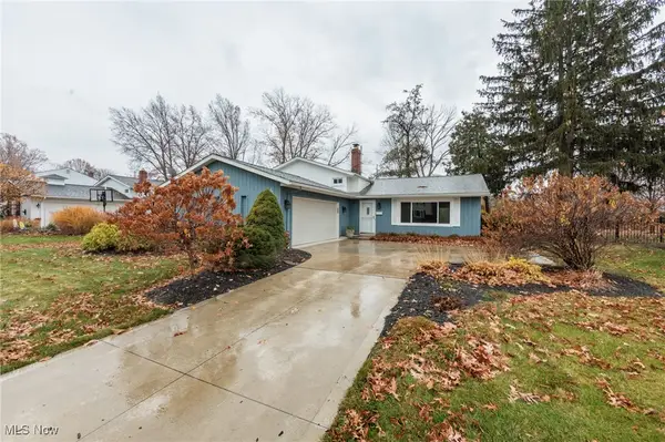 28013 Knickerbocker Road, Bay Village, OH 44140
