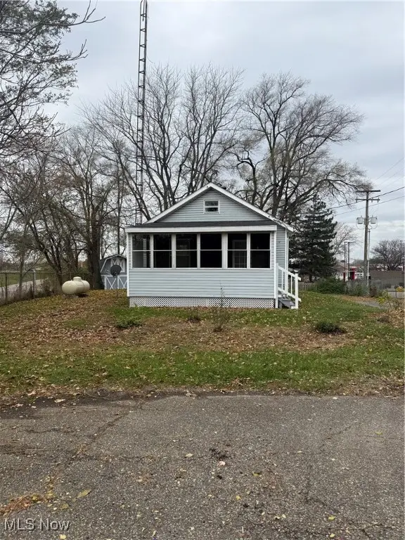 1729 Gambrinus Sw Avenue, Canton, OH 44706 - Image #1