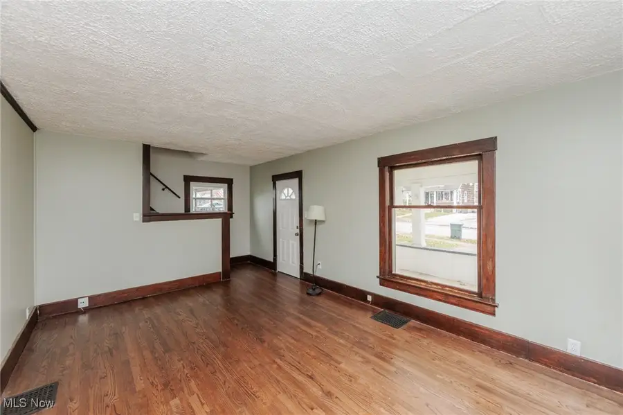 300 May Avenue, Cuyahoga Falls, OH 44221 - Image #3