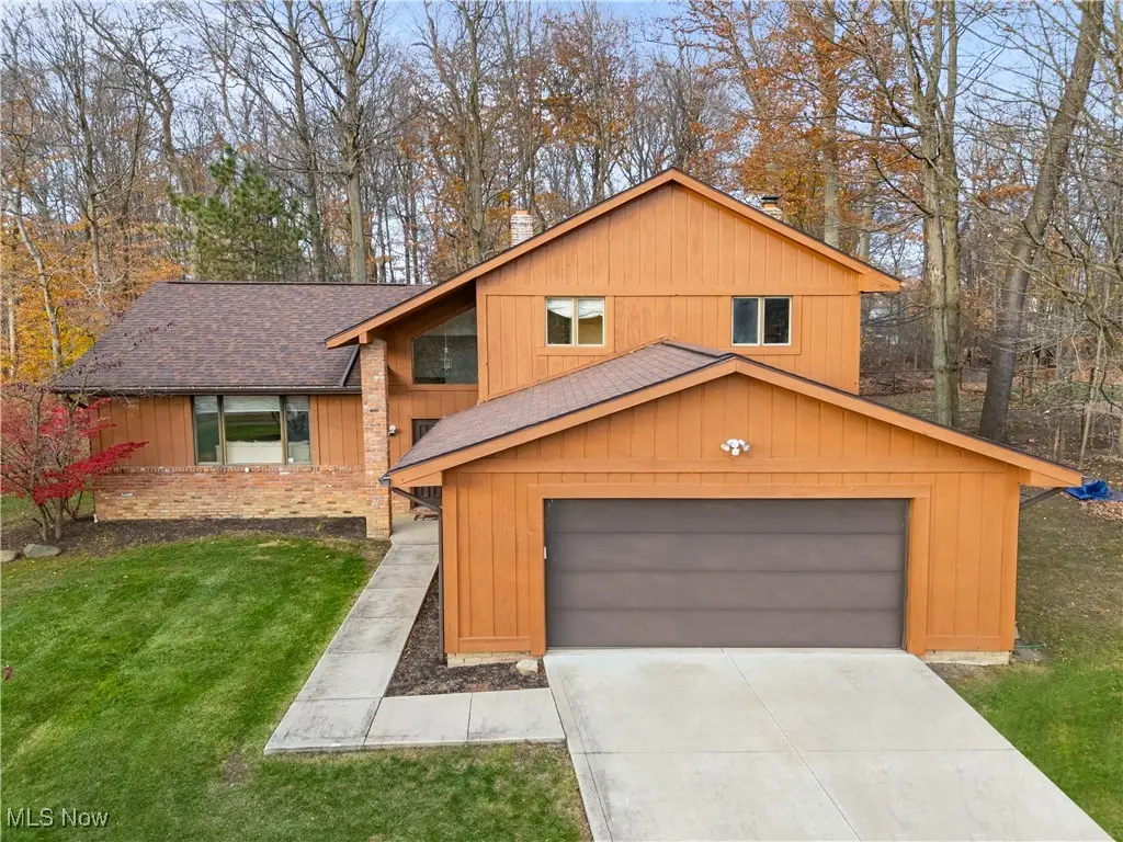 32651 North Burr Oak, Solon, OH 44139 - Image #1
