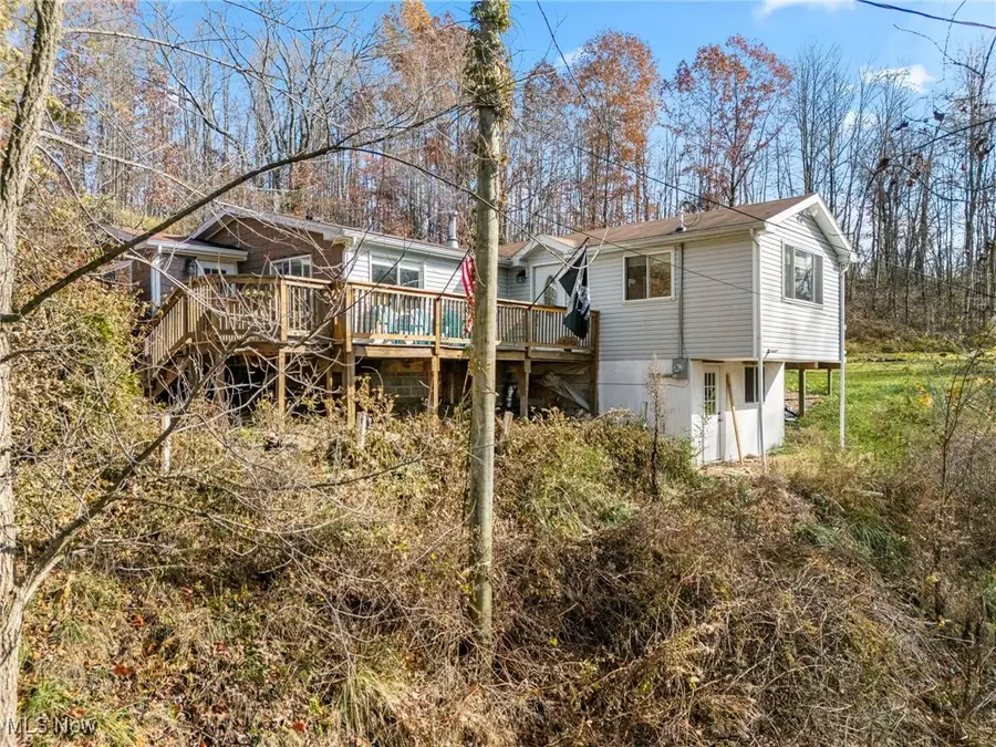 7279 SE Edie Hill Road, Uhrichsville, OH 44683 - Image #3