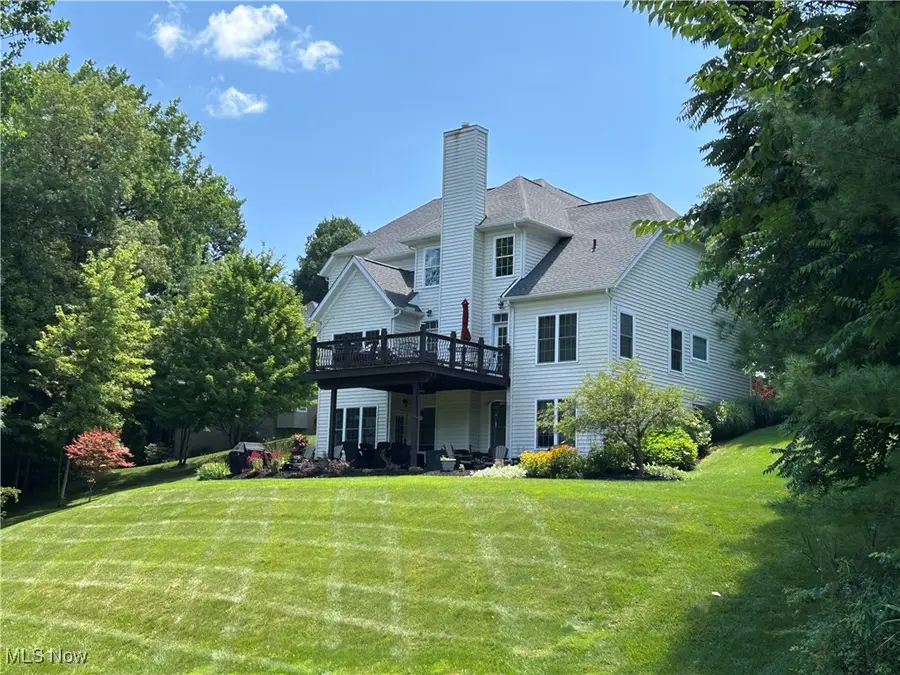 1032 Foxglove Circle, Cuyahoga Falls, OH 44223 - Image #2