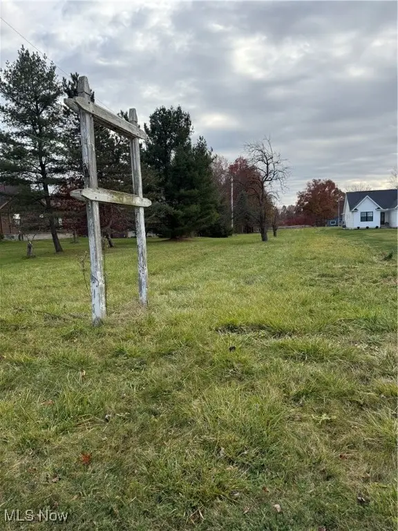 27259 Cook Road, Olmsted Falls, OH 44138