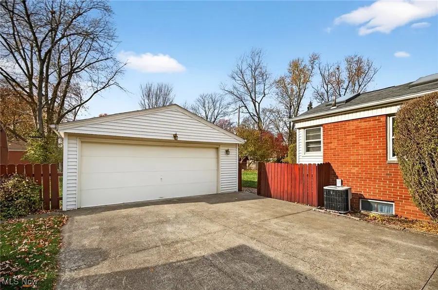 2030 Miriam Avenue, Avon, OH 44011 - Image #3