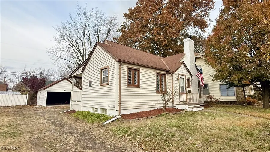 215 Roslyn Nw Avenue, Canton, OH 44708 - Image #3